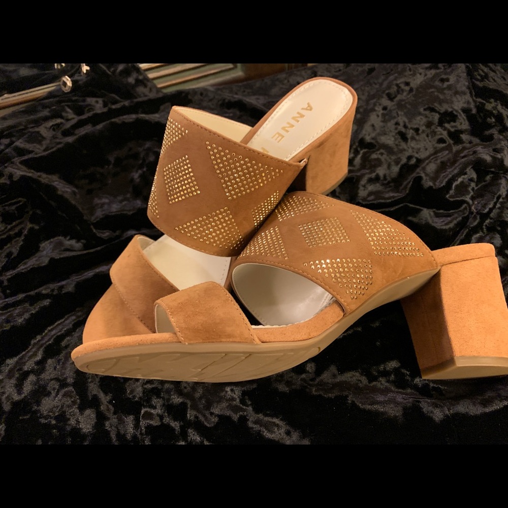 Anne Klein Sandals Aknara